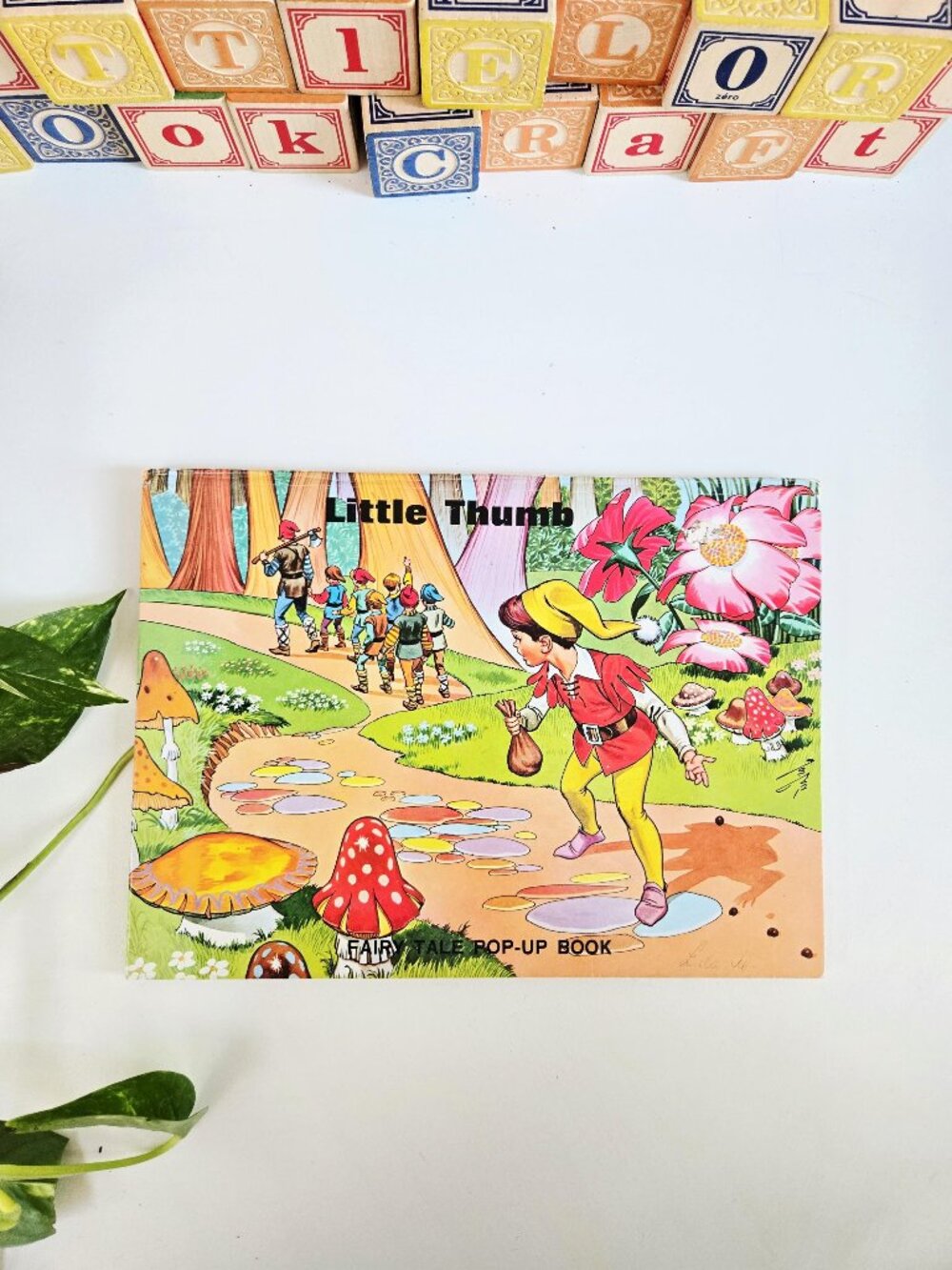 3/$75✨️Mid Century Little Thumb Pop-Up Book Hardcover Vintage Fairy Tale